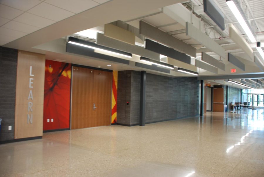 The new music wing hides secludedly behind doors along the main corridor of the North Entrance. The space contains six practice rooms, two band classrooms, an orchestra classroom, and a choir classroom along with more storage space for instruments. 