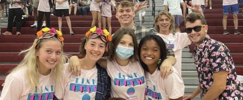 Link Crew Leaders at freshmen orientation day in August. For the second semester, Link Crew Leaders will only be required to attend freshmen advisories once a week for programming and connection with younger students. 