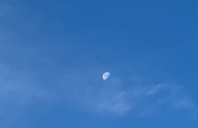 The moon as seen from Middleton, Wisconsin in the present day.