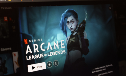 A picture of Arcane on Netflix, showing the main character Jinx.